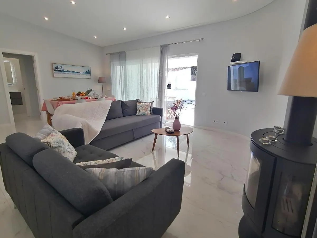 Modern Villa Near The Sea And Town Centre Alvor
